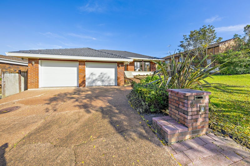 16 Voltaire Court, Botany Downs, Auckland - Carousel 2