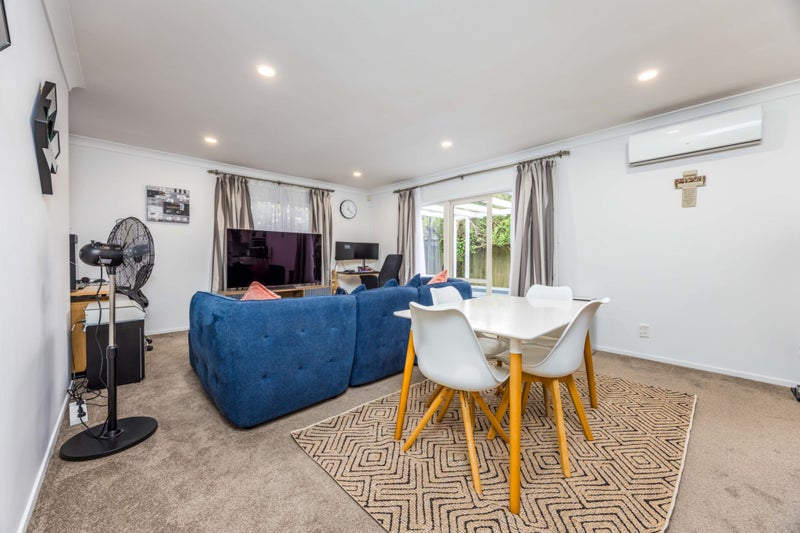 2/229 Campbell Road, Greenlane, Auckland - Carousel 2