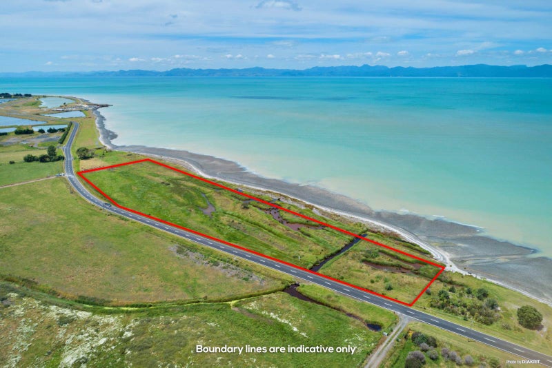 1432 East Coast Road, WHAKATIWAI, MIRANDA - Carousel 1
