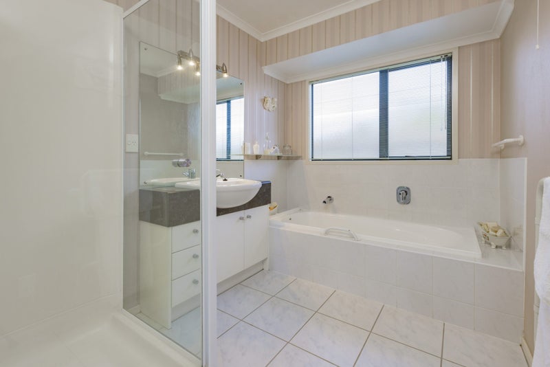 11 Norm Pellow Drive, Manurewa, Auckland - Carousel 18