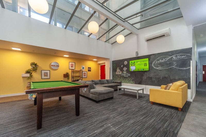 7J/242 Taranaki Street, Mount Cook, Wellington - Carousel 2