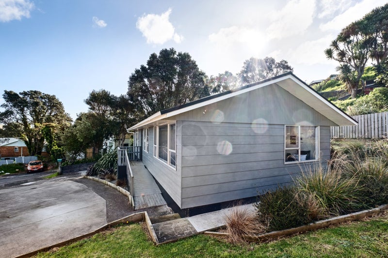 5C Tahurangi Place, Spotswood, New Plymouth - Carousel 11