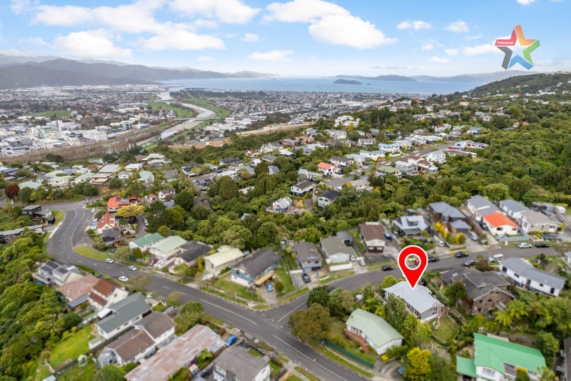 4 Westpoint Avenue, Harbour View, Lower Hutt - Carousel 26