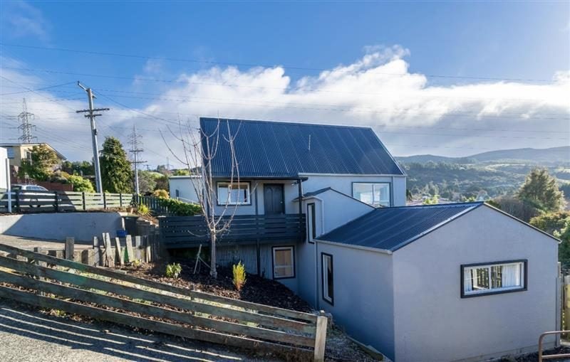 74 Centennial Avenue, Helensburgh, Dunedin - Carousel 17