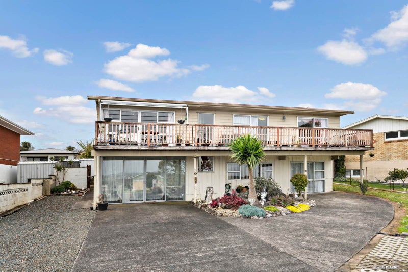 114 Udys Road, Pakuranga, Auckland - Carousel 1