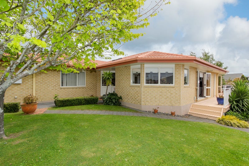 3 Ashmore Drive, Frankleigh Park, New Plymouth - Carousel 23