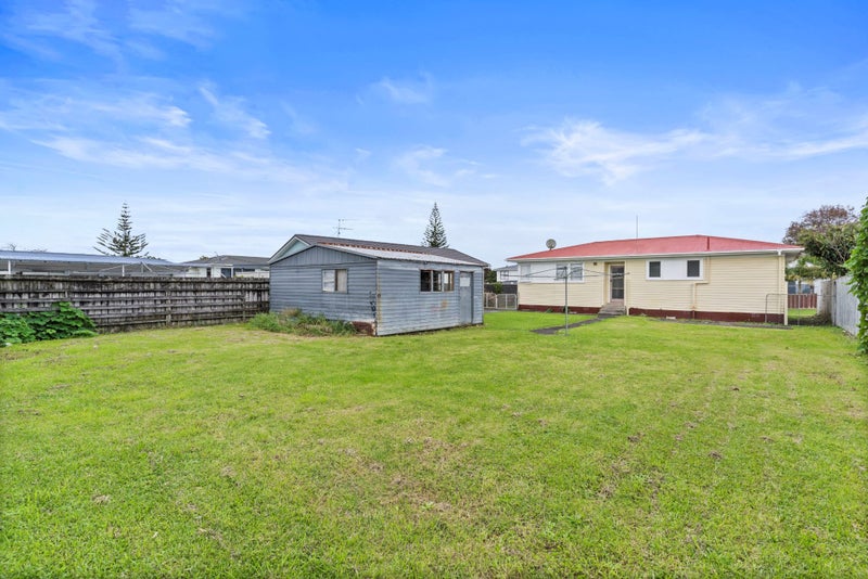 22 Glen Norman Avenue, Henderson, Auckland - Carousel 2