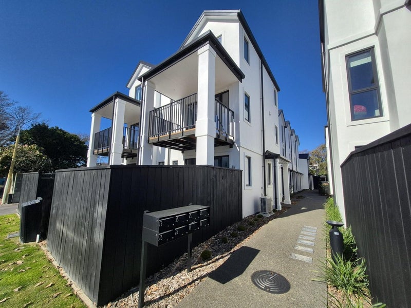 7/3 Ayr Street, Riccarton, Christchurch - Carousel 1