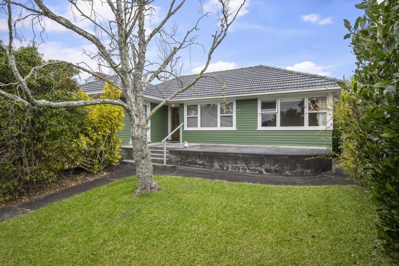 12 Maui Pomare Street, Blockhouse Bay, Auckland - Carousel 2