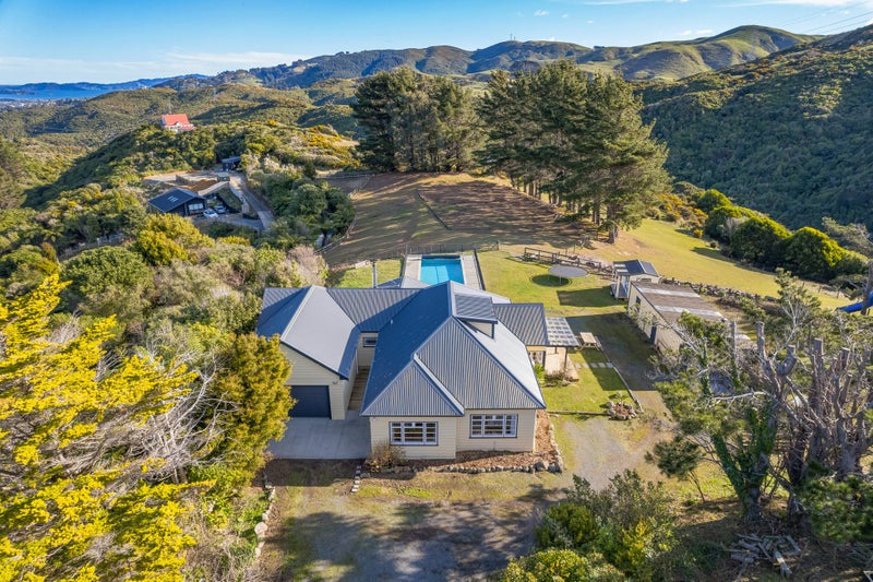 59 Kaitangata Crescent, Kelson, Lower Hutt - Carousel 2