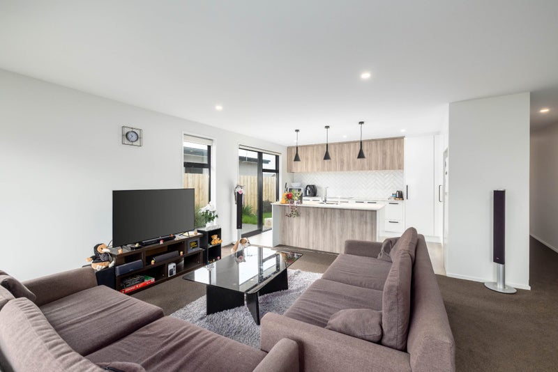 17 Sarah Nicholls Street, Belfast, Christchurch - Carousel 2