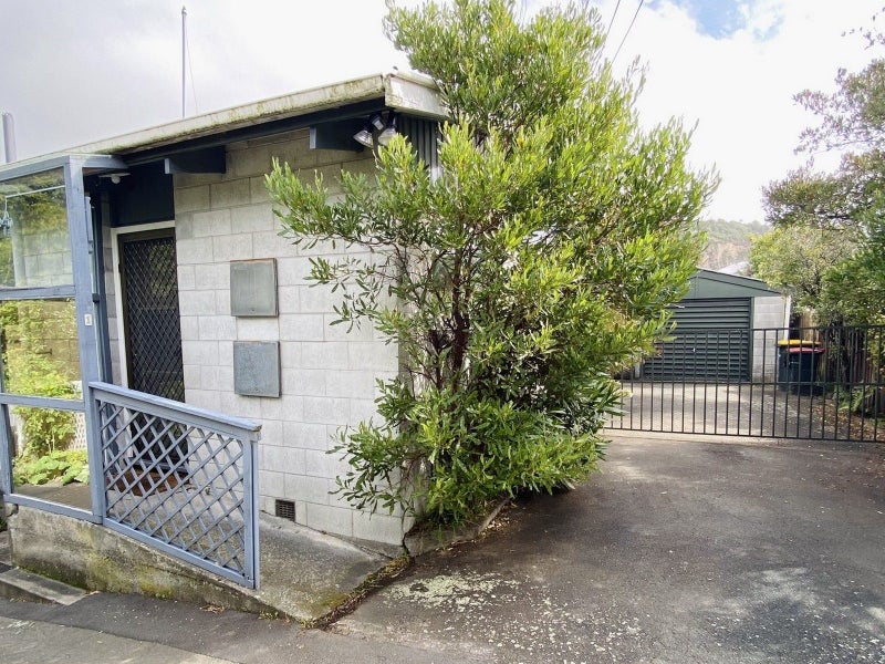 1/16A Colenso Street, Sumner, Christchurch - Carousel 9
