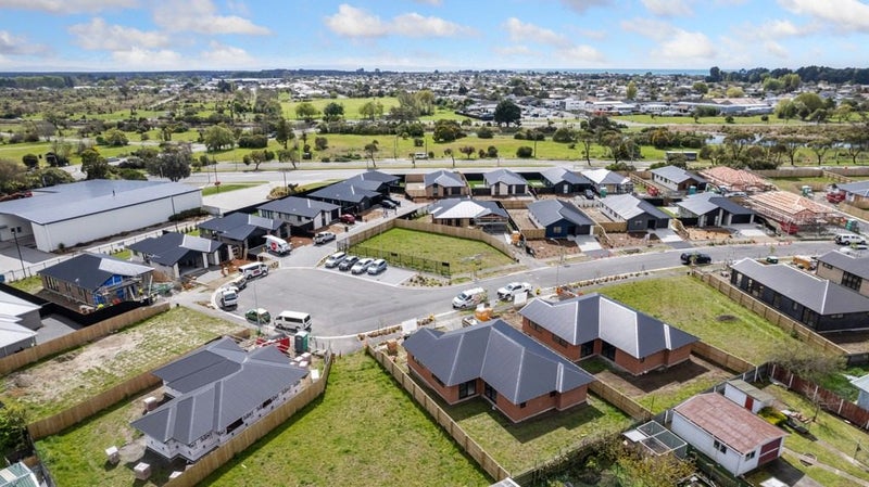 17 Poipoi Place, Aranui, Christchurch - Carousel 11