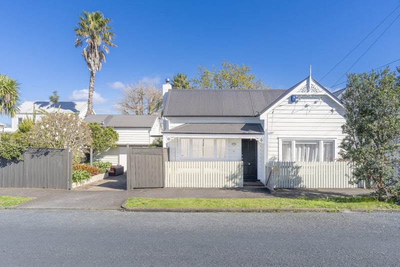 58 Scanlan Street, Grey Lynn, Auckland - Carousel 1