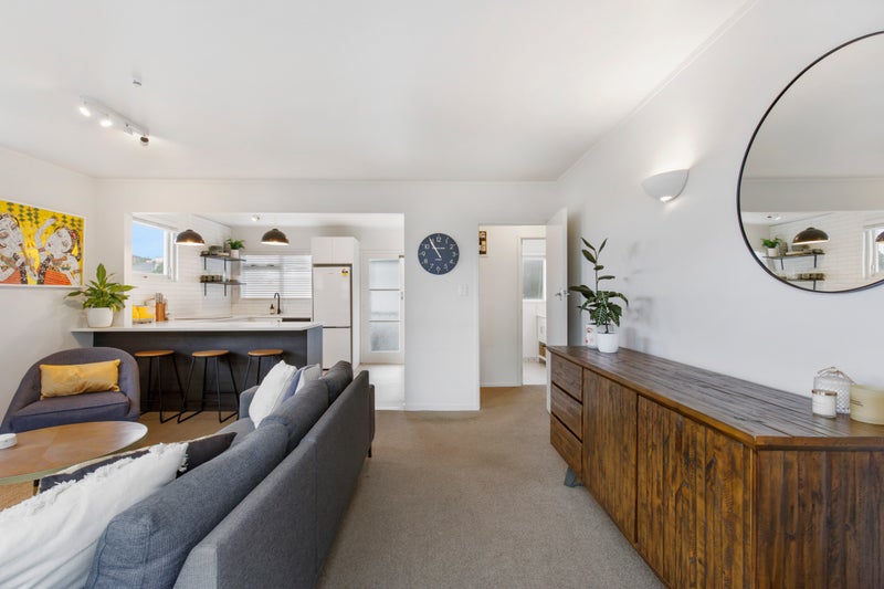 1/23 Lake Road, Northcote, Auckland - Carousel 2