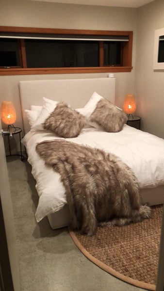 1/28 Gulf View Road, Murrays Bay, Auckland - Carousel 2