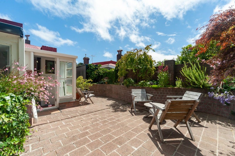 355 Adelaide Road, Newtown, Wellington - Carousel 2