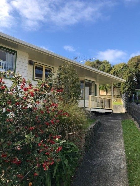 13 Timaru Grove, Kelson, Lower Hutt - Carousel 1