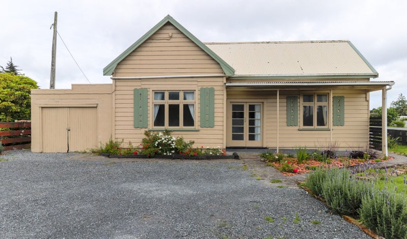 652 North Road, Lorneville, Invercargill - Carousel 1