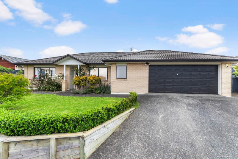 6 Andrusha Place, Flat Bush, Auckland - Carousel 2