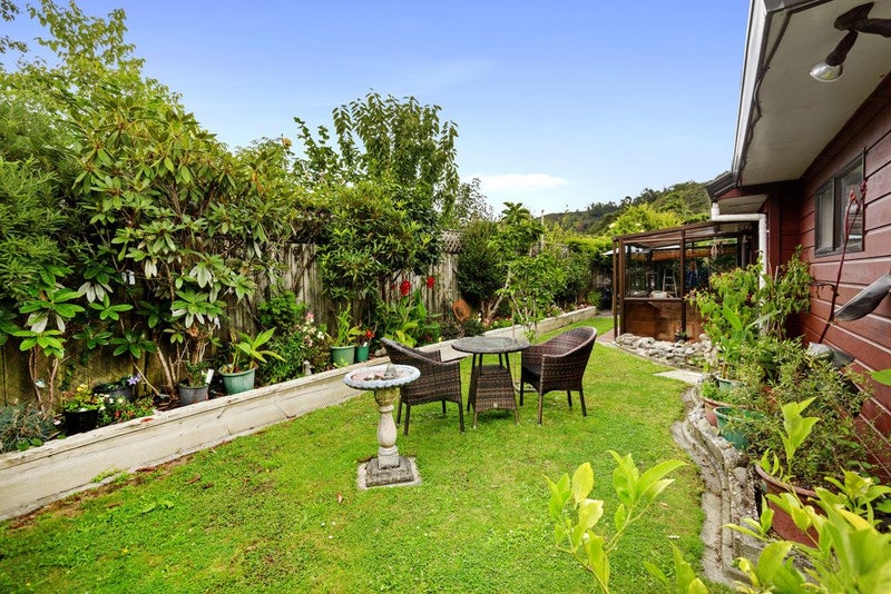 4/9 Korau Grove, Stokes Valley, Lower Hutt - Carousel 14
