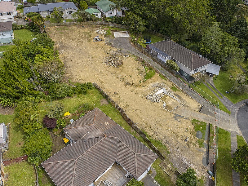 6 Embassy Place, Glenfield, Auckland - Carousel 2