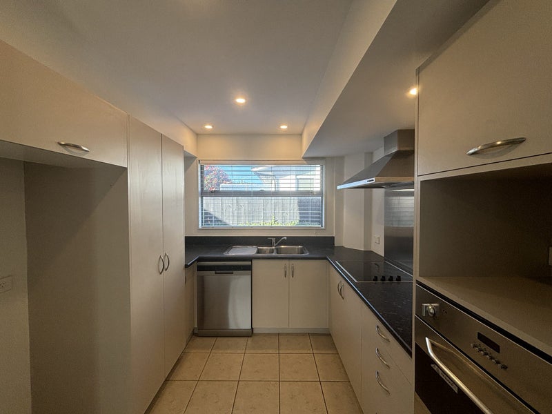 30B Lyndon Street, Riccarton, Christchurch - Carousel 2