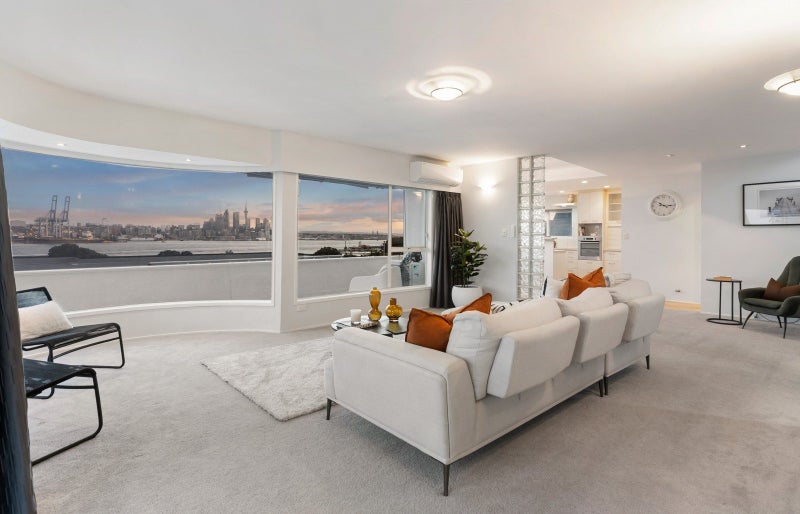 1/47 Clarence Street, Devonport, Auckland - Carousel 1