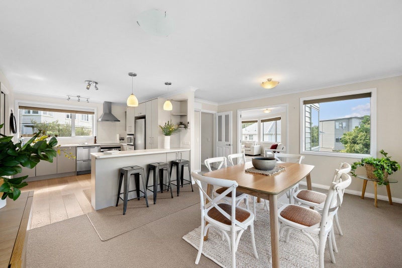 16B Stephen Street, Johnsonville, Wellington - Carousel 1