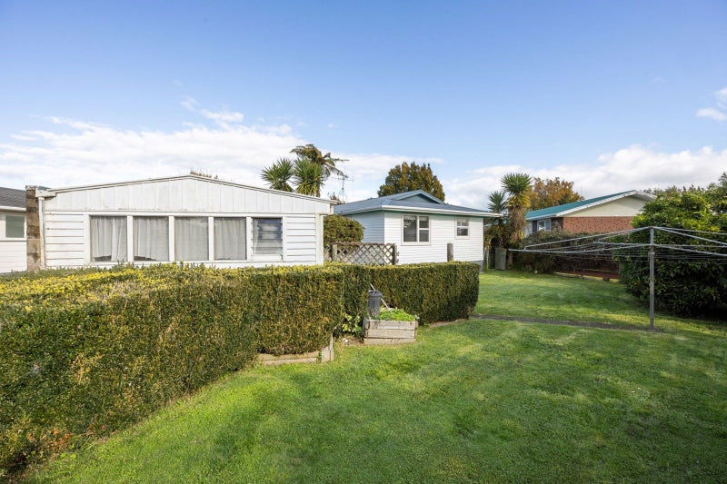 112 Saxbys Road, Deanwell, Hamilton - Carousel 2