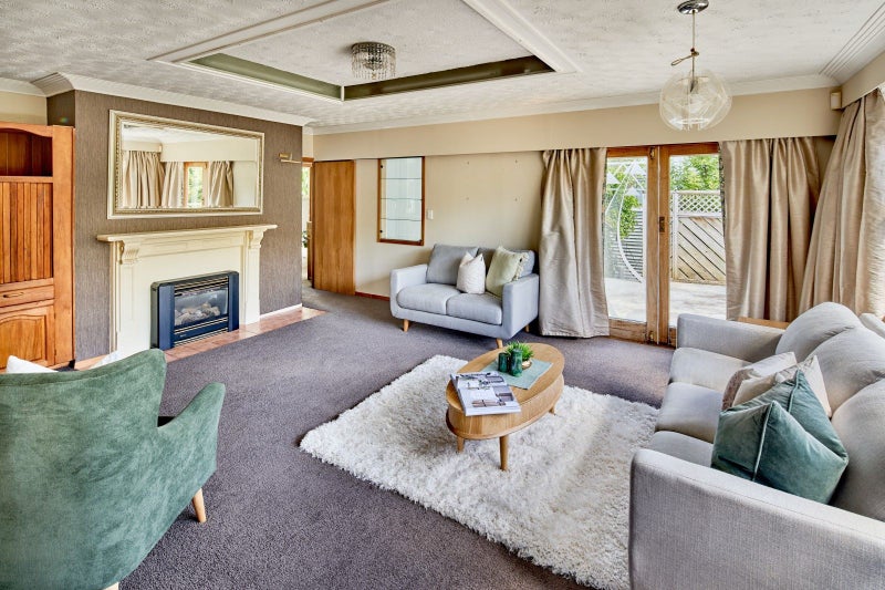 15A Dunns Street, Silverstream, Upper Hutt - Carousel 2