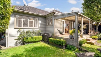 4 Ballin Street, Ellerslie, Auckland - Carousel 1