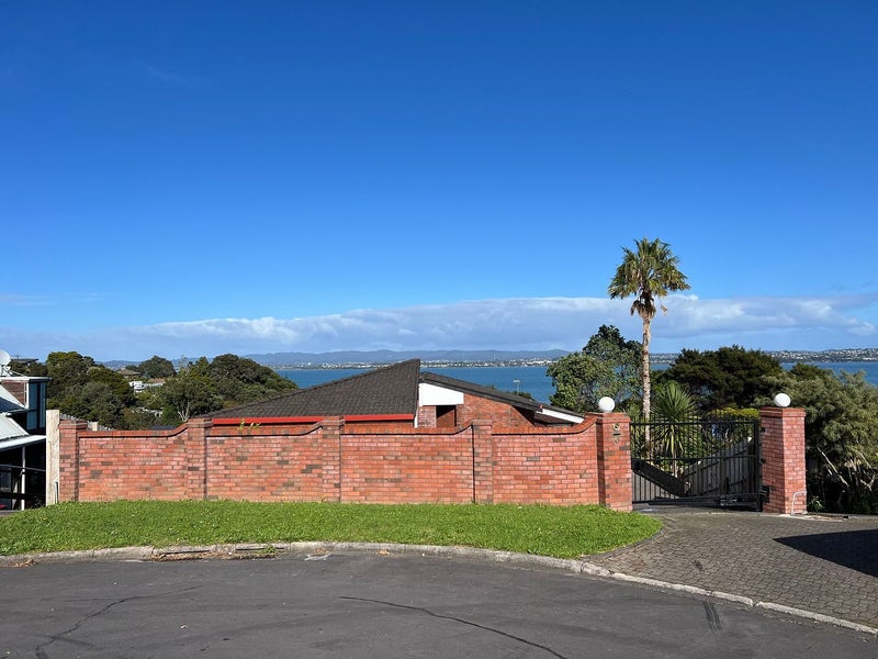 9 Poaka Place, Beach Haven, Auckland - Carousel 41