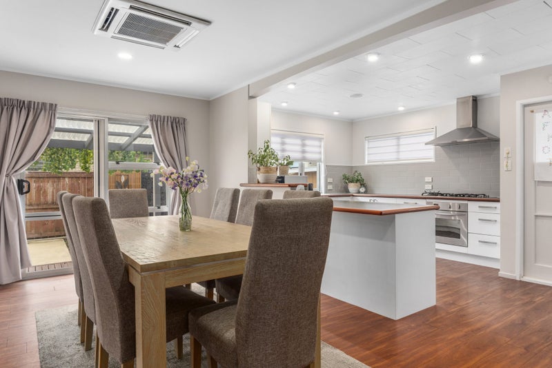 16 Beach Street, Whakatane, Whakatane - Carousel 1