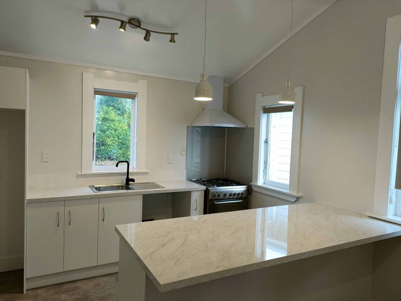 28A Brentwood Avenue, Mount Eden, Auckland - Carousel 2