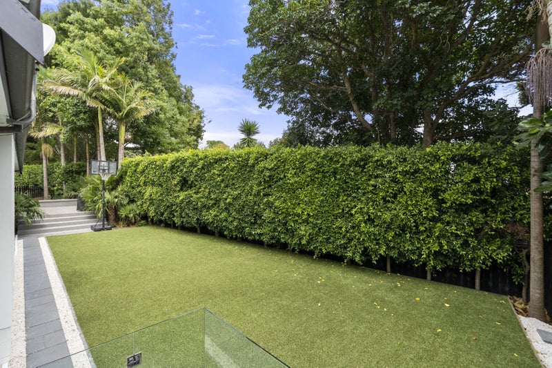 73B Shore Road, Remuera, Auckland - Carousel 2