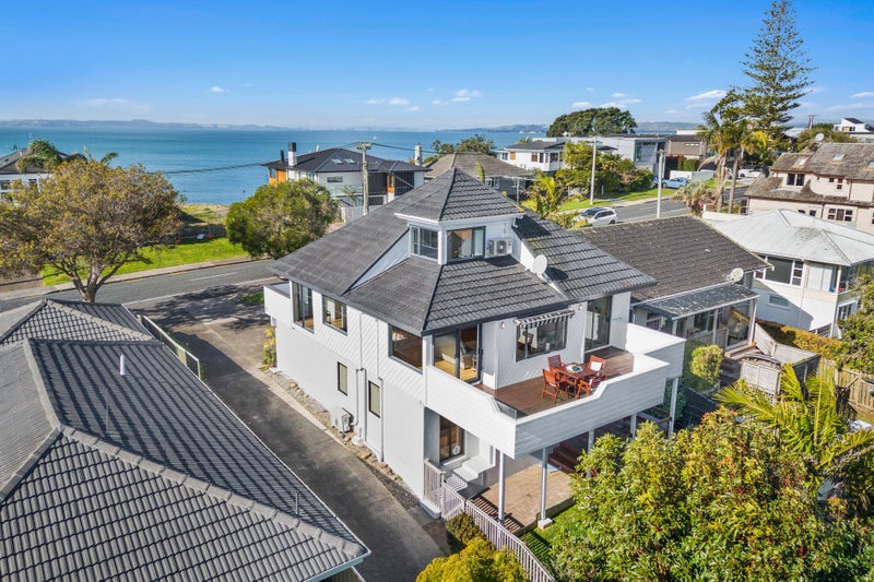39A Clovelly Road, Bucklands Beach, Auckland - Carousel 2