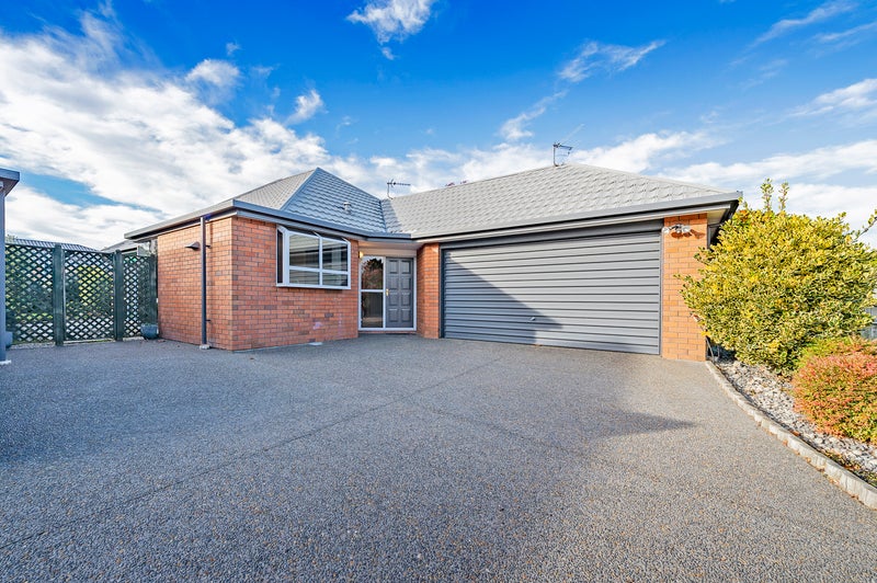 3B Wardour Mews, Avonhead, Christchurch - Carousel 2