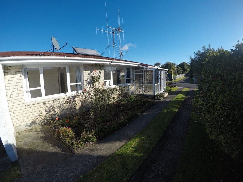 5 Linklater Avenue, Bellevue, Tauranga - Carousel 2