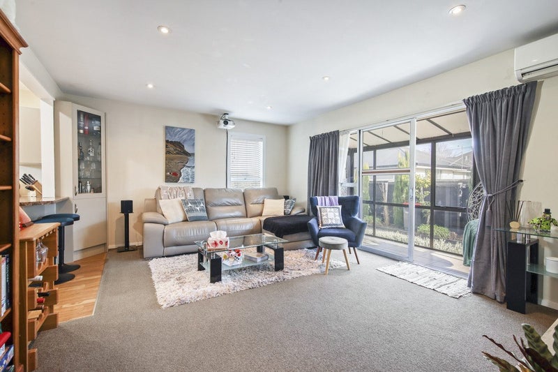 2/500 Harewood Road, Harewood, Christchurch - Carousel 2