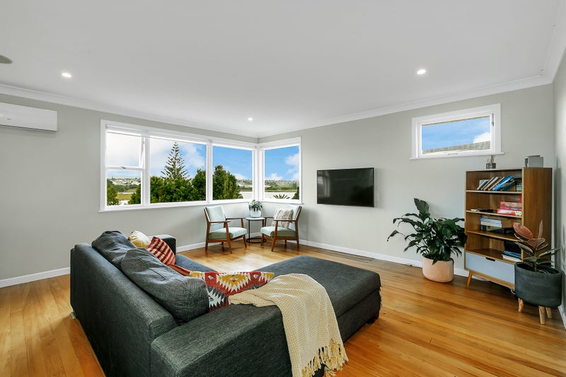 4 Oberon Place, Avondale, Auckland - Carousel 2