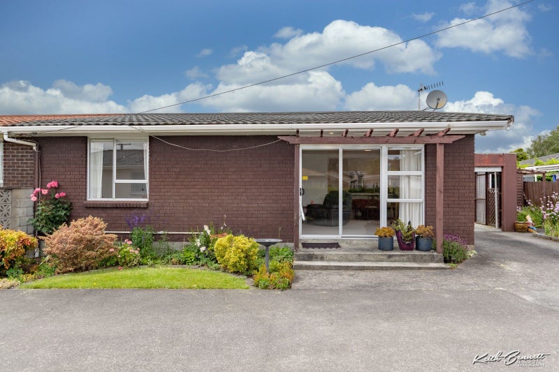 2/22 Liverpool Street, Trentham, Upper Hutt - Carousel 12