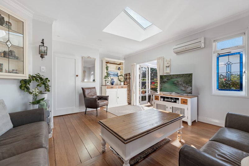 376A Devonport Road, Tauranga South, Tauranga - Carousel 2