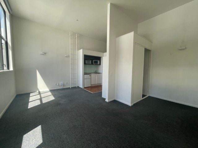 5E/11 Durham Street East, Auckland Central, Auckland - Carousel 2