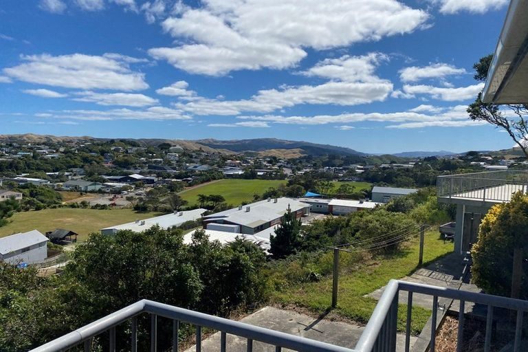 40 Bancroft Terrace, Newlands, Wellington - Carousel 2