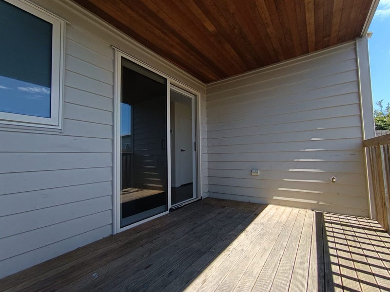 10D Blossom Lane, Manurewa, Auckland - Carousel 15