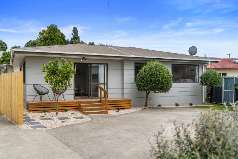 22A Queen Road, Bellevue, Tauranga - Carousel 2