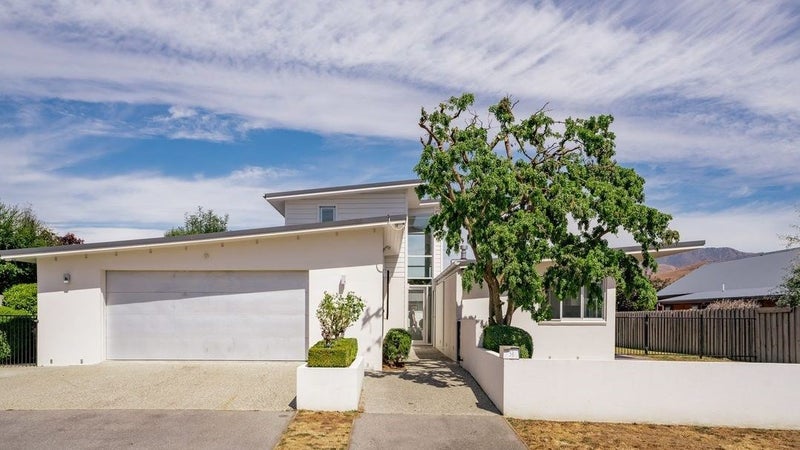 31 Hope Avenue, Lake Hayes, Queenstown - Carousel 1