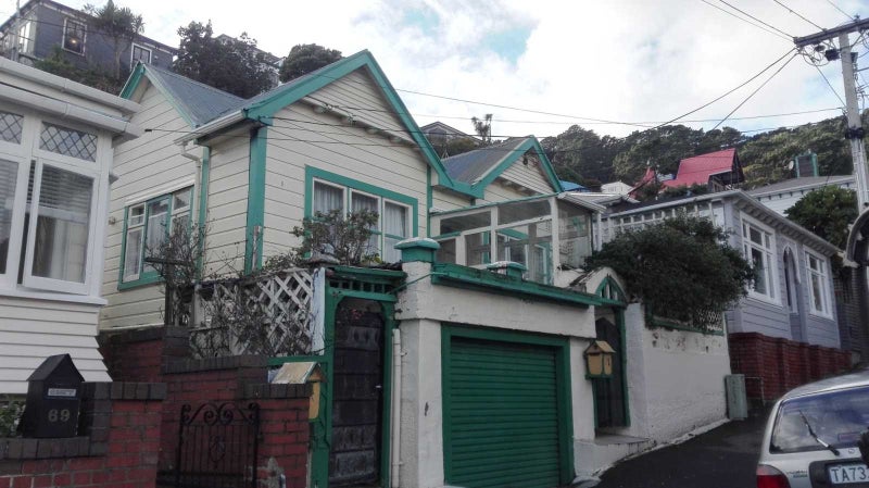 71 Majoribanks Street, Mount Victoria, Wellington - Carousel 1