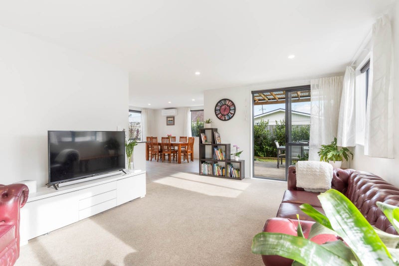 36A Riversdale Road, Avondale, Auckland - Carousel 2